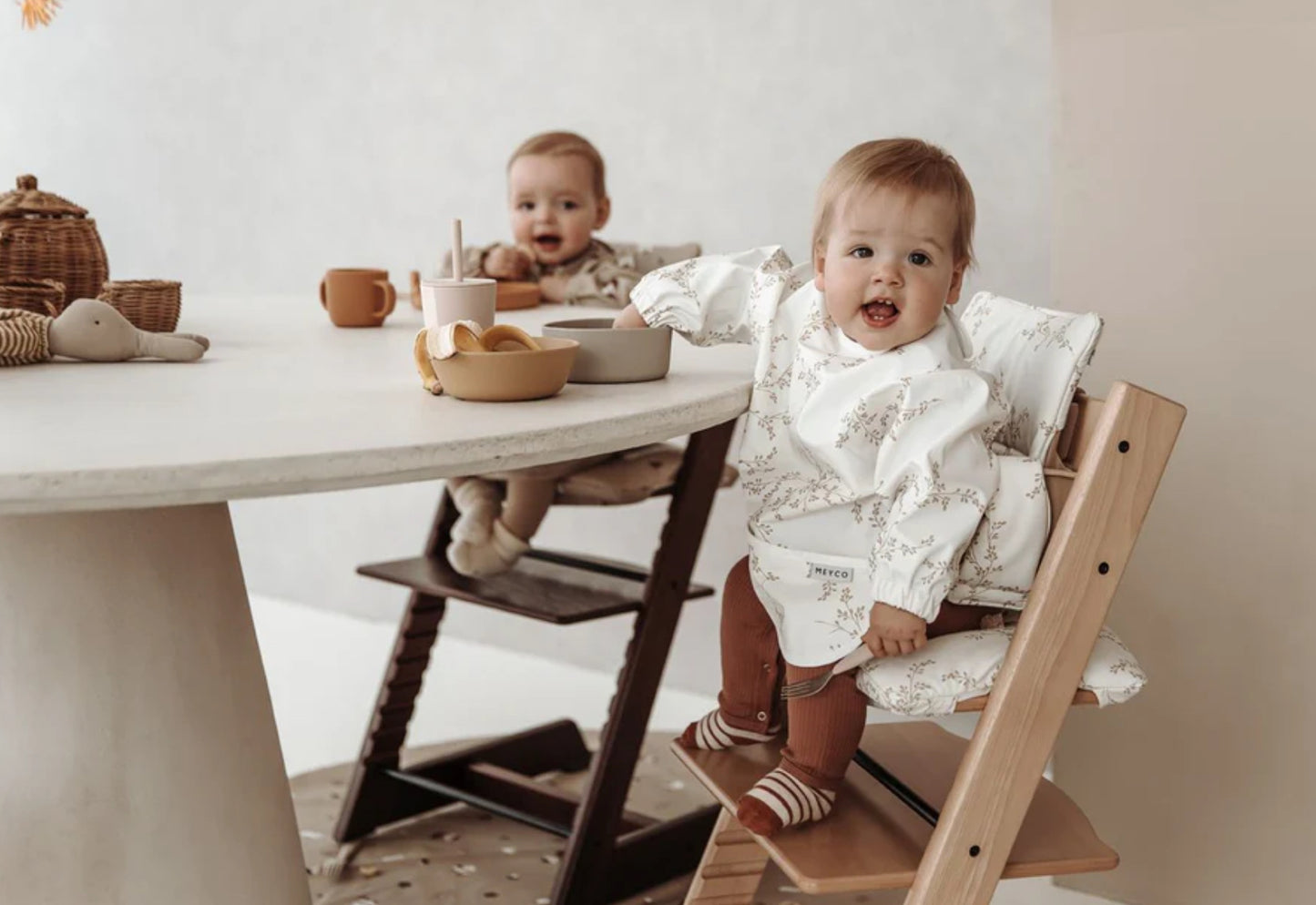 Bib with sleeves-Meyco Baby