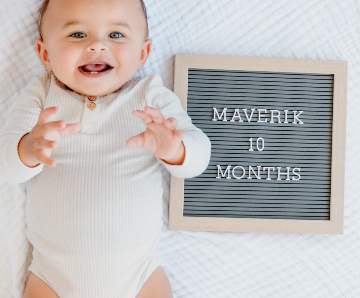 Announcement Sign Natural Letterboard Set-Pearhead