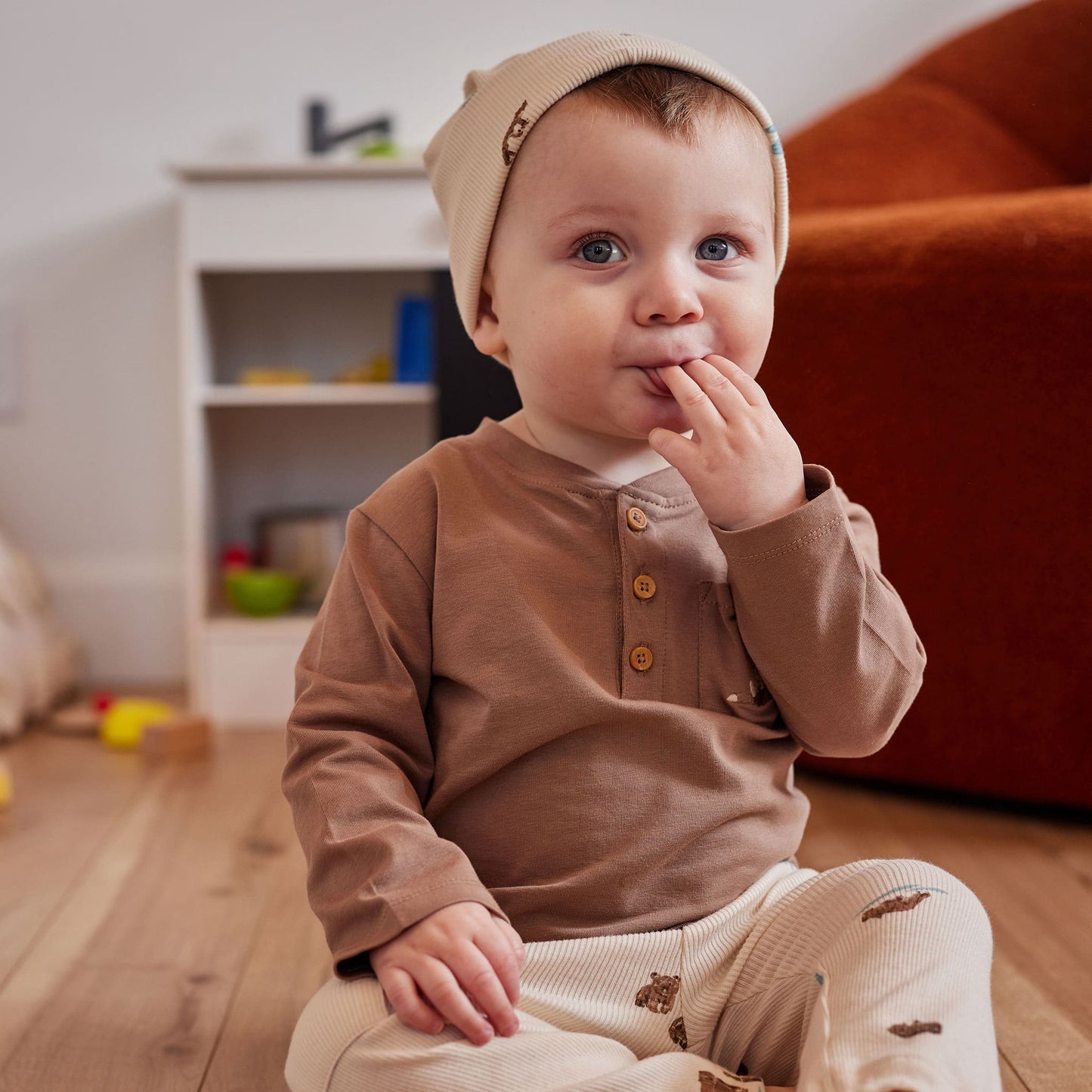 Ribbed Bear Hat Nano