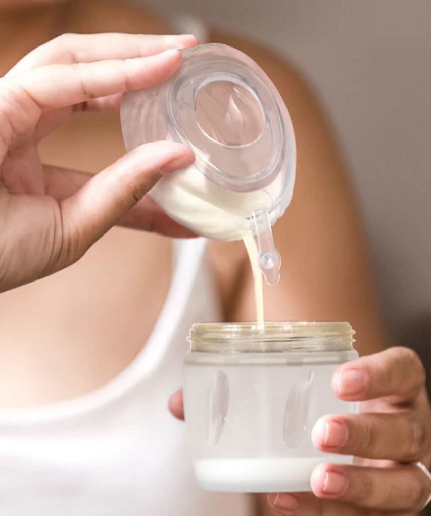 Shell Wearable Silicone Breast Pump-Haakaa