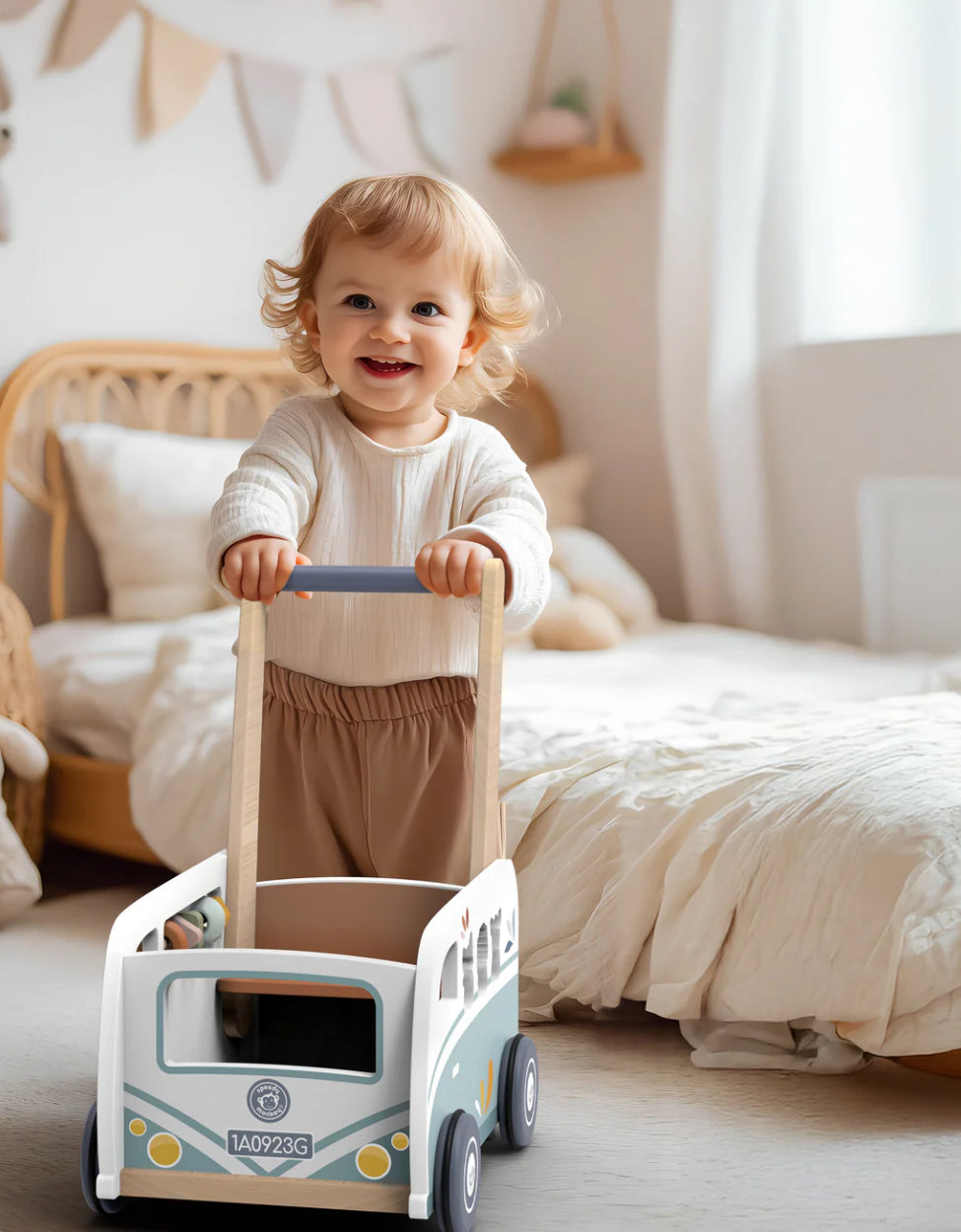 Van Multi Activity Walker-Speedy Monkey