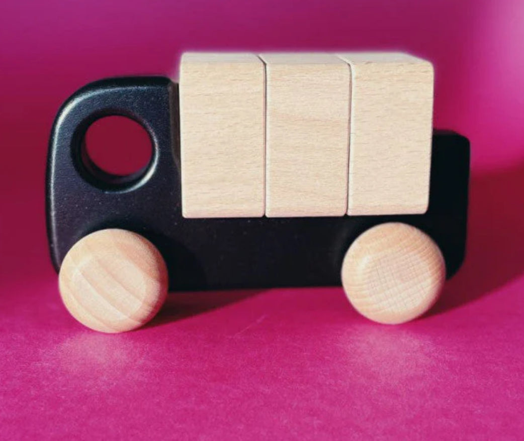 Wooden Black Truck and Removable Load - Bajo