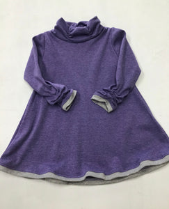 Adjustable Sleeve Knit Dress/Tops with High Neck